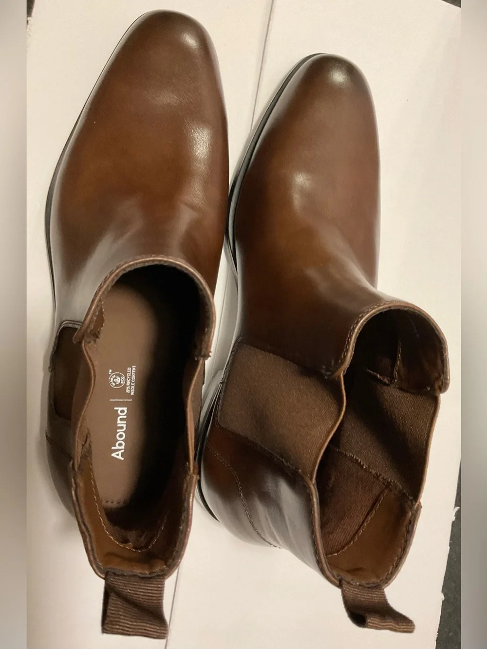 NWT - Abound Men's Classic Slip-On Brown Chelsea Boots, Sz 9.5M